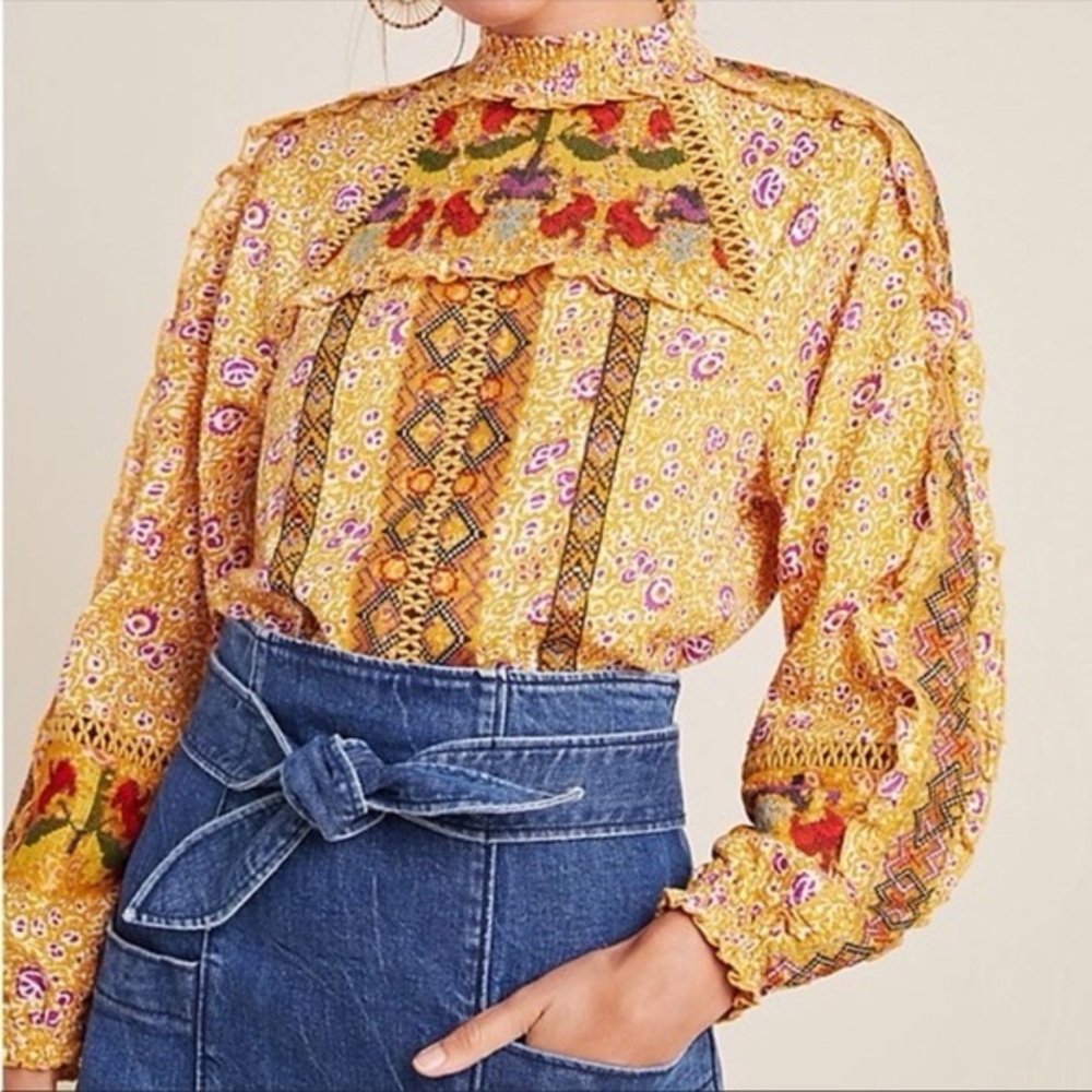 Maeve Anthropologie Embroidered Boho Blouse Yellow Floral Ruffle Neck Size 2